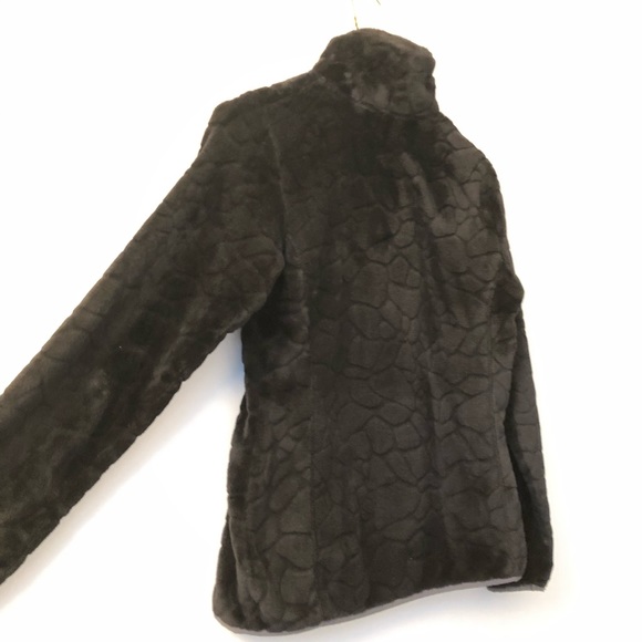 High Quality Fleece Jacket - Picture 2 of 10